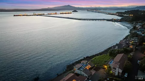 View/Area - 531 Cliffside Ct, Point Richmond, CA 94801 photo 15 of 16