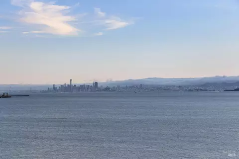 View/Area - 531 Cliffside Ct, Point Richmond, CA 94801 photo 8 of 16