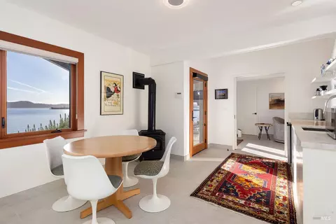 Dining - 531 Cliffside Ct, Point Richmond, CA 94801 photo 4 of 5