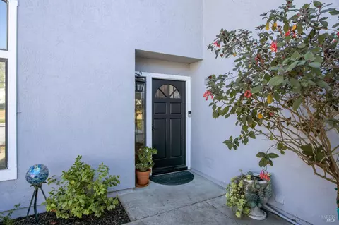 Entry Way - 1314 Turquoise Dr, Hercules, CA 94547 photo 1 of 4