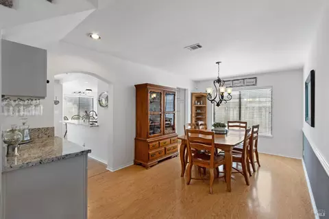 Dining - 1314 Turquoise Dr, Hercules, CA 94547 photo 1 of 3
