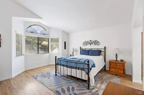 Bedroom - 1314 Turquoise Dr, Hercules, CA 94547 photo 2 of 5