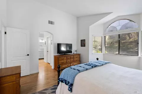 Bedroom - 1314 Turquoise Dr, Hercules, CA 94547 photo 4 of 5