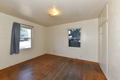 Bedroom - 1519 Main St, Napa, CA 94559 photo 3 of 3