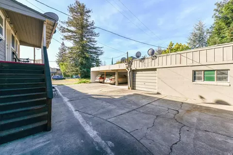 Exterior - 1519 Main St, Napa, CA 94559 photo 6 of 10