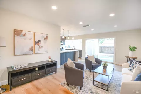 Other - 905 W F St, Dixon, CA 95620 photo 3 of 5