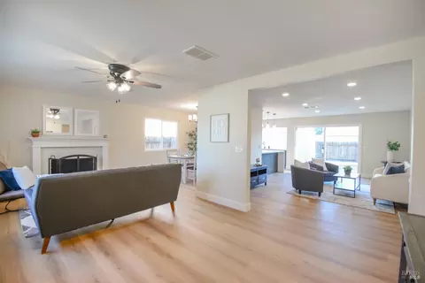 Living - 905 W F St, Dixon, CA 95620 photo 2 of 4