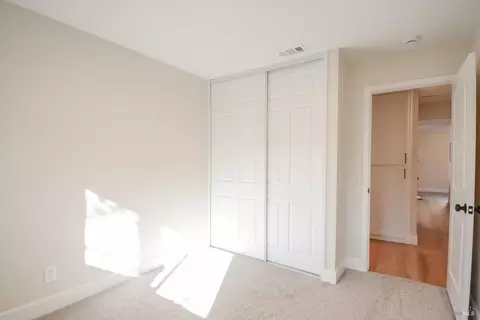 Bedroom - 905 W F St, Dixon, CA 95620 photo 4 of 8