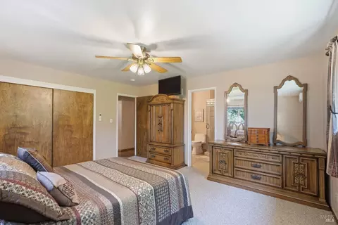 Bedroom - 11850 Brooks Rd, Windsor, CA 95492 photo 4 of 8