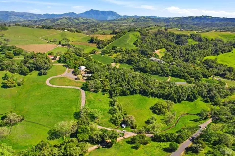 View/Area - 11850 Brooks Rd, Windsor, CA 95492 photo 12 of 13