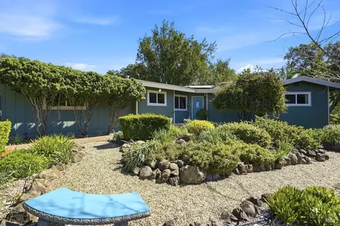 Exterior - 11850 Brooks Rd, Windsor, CA 95492 photo 2 of 11