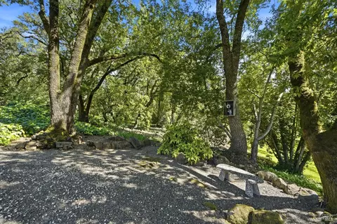 Exterior - 11850 Brooks Rd, Windsor, CA 95492 photo 5 of 11