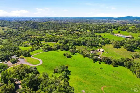 View/Area - 11850 Brooks Rd, Windsor, CA 95492 photo 5 of 13