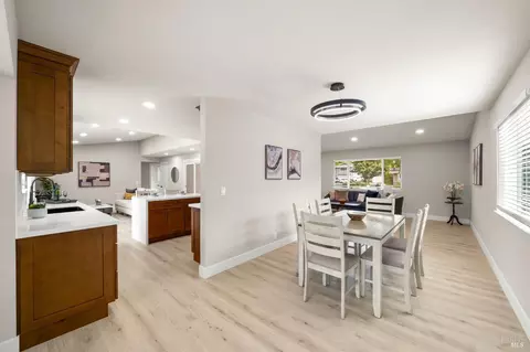 Dining - 172 Salinas Dr, Vacaville, CA 95688 photo 1 of 1