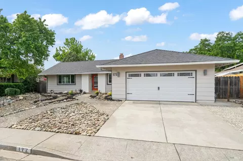 Exterior - 172 Salinas Dr, Vacaville, CA 95688 photo 3 of 8