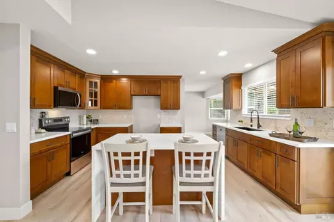 Kitchen - 172 Salinas Dr, Vacaville, CA 95688 photo 1 of 8