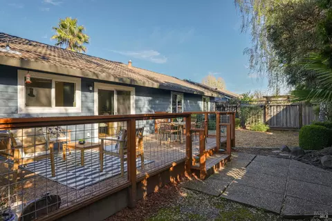 Exterior - 105 Falcon Dr, Cotati, CA 94931 photo 5 of 10