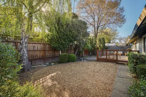 Exterior - 105 Falcon Dr, Cotati, CA 94931 photo 7 of 10