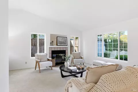 Living - 105 Falcon Dr, Cotati, CA 94931 photo 3 of 4
