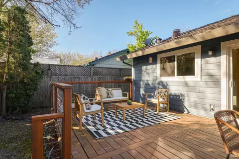 Exterior - 105 Falcon Dr, Cotati, CA 94931 photo 4 of 10