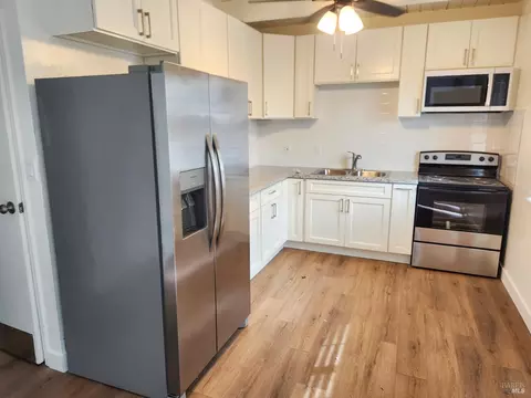 Kitchen - 1124 Union Ave, Fairfield, CA 94533 photo 6 of 6
