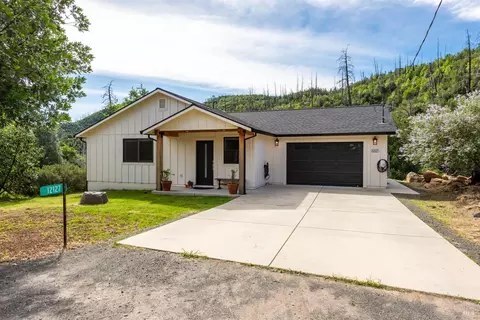 Exterior - 12127 Mead Rd, Middletown, CA 95461 photo 5 of 8