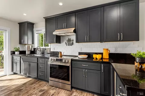 Kitchen - 12127 Mead Rd, Middletown, CA 95461 photo 2 of 5