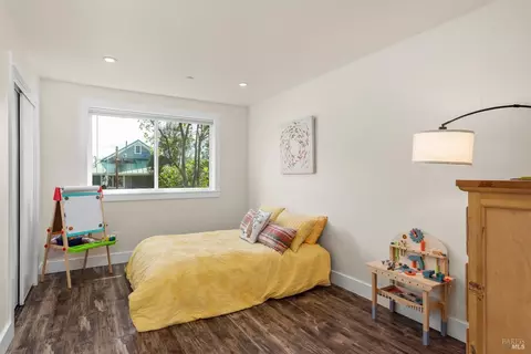Bedroom - 12127 Mead Rd, Middletown, CA 95461 photo 2 of 5