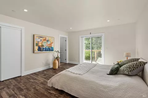 Bedroom - 12127 Mead Rd, Middletown, CA 95461 photo 4 of 5