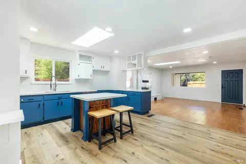 Kitchen - 20095 River Blvd, Monte Rio, CA 95462 photo 3 of 5