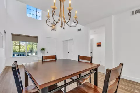 Dining - 1241 Valley Glen Dr, Dixon, CA 95620 photo 1 of 1
