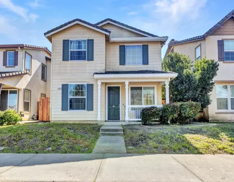 Exterior - 1241 Valley Glen Dr, Dixon, CA 95620 photo 2 of 5