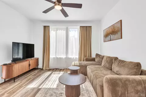 Living - 1241 Valley Glen Dr, Dixon, CA 95620 photo 3 of 3