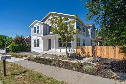 109 Paul Wittke Dr, Healdsburg, CA 95448