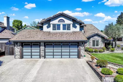 590 Laramie Way, Vacaville, CA 95688