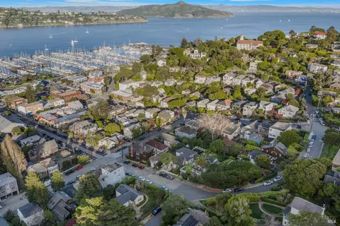 View/Area - 517 Pine St, Sausalito, CA 94965 photo 4 of 7