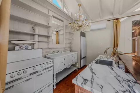 Kitchen - 517 Pine St, Sausalito, CA 94965 photo 2 of 3
