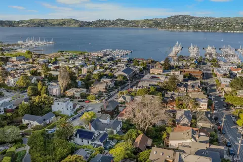 View/Area - 517 Pine St, Sausalito, CA 94965 photo 3 of 7