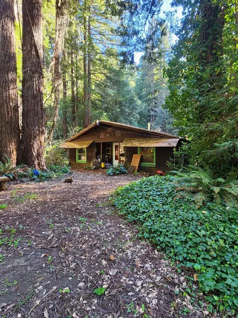 12701 Irmulco Rd, Fort Bragg, CA 95437 photo 5