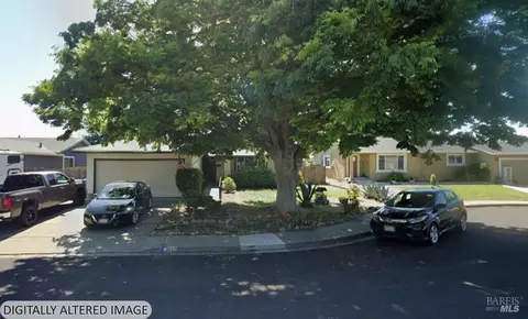 312 Spruce Ct, Vacaville, CA 95687