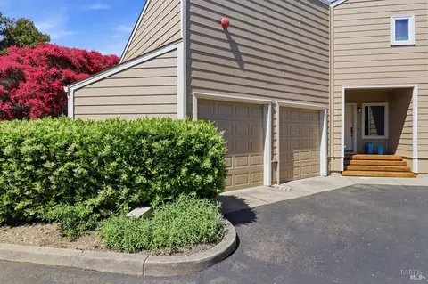 111 Parkview Cir, Corte Madera, CA 94925 photo 2