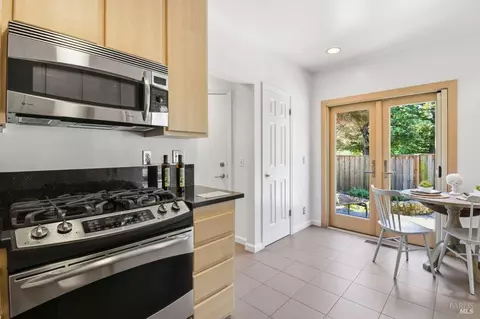 111 Parkview Cir, Corte Madera, CA 94925 photo 11