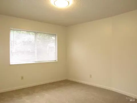 Bedroom - 344-340 El Rio Ct, Ukiah, CA 95482 photo 6 of 6