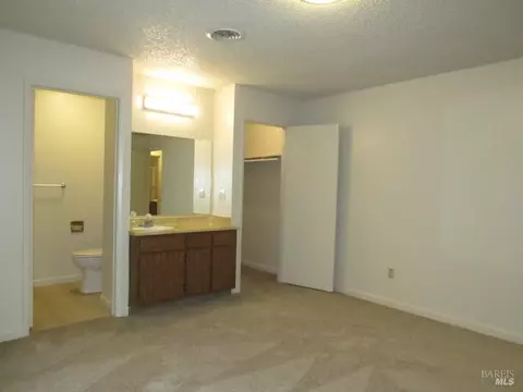 Bedroom - 344-340 El Rio Ct, Ukiah, CA 95482 photo 3 of 6