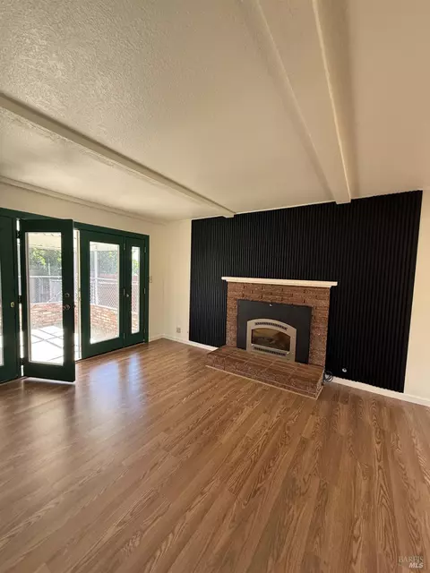 Living - 1700 Hemlock St, Fairfield, CA 94533 photo 9 of 12
