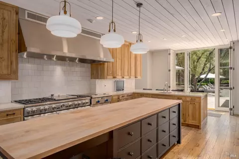Kitchen - 900 Rutherford Rd, Rutherford, CA 94573 photo 1 of 2