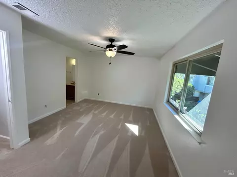 Bedroom - 29 Front St #C, Healdsburg, CA 95448 photo 1 of 2