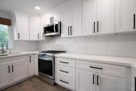 Kitchen - 139 Maple St, Vacaville, CA 95688 photo 1 of 2