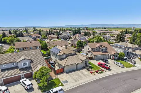 View/Area - 2035 Rehrmann Dr, Dixon, CA 95620 photo 2 of 5