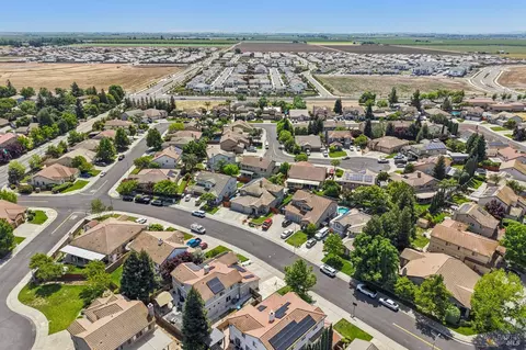 View/Area - 2035 Rehrmann Dr, Dixon, CA 95620 photo 3 of 5